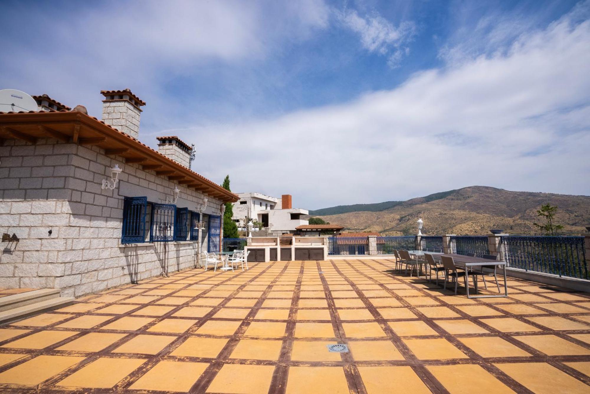 엘 티엠블로 Mansion Con Jacuzzi A 40 Grados, Gran Piscina Y Padel 빌라 외부 사진