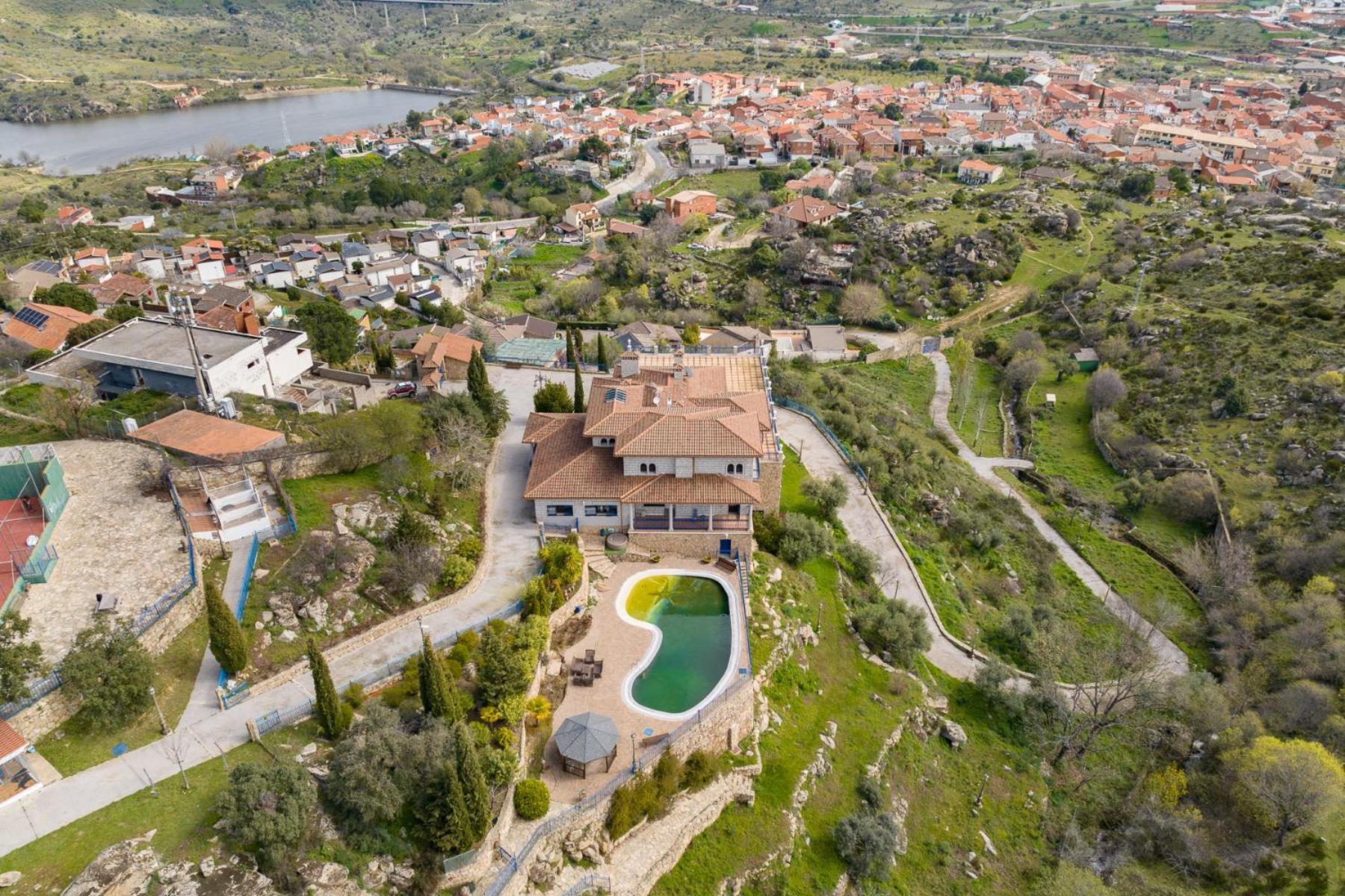 엘 티엠블로 Mansion Con Jacuzzi A 40 Grados, Gran Piscina Y Padel 빌라 외부 사진