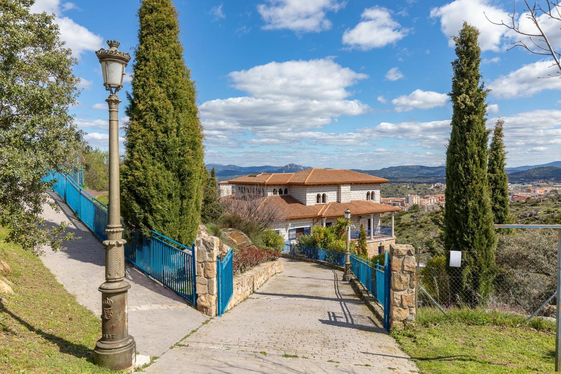 엘 티엠블로 Mansion Con Jacuzzi A 40 Grados, Gran Piscina Y Padel 빌라 외부 사진